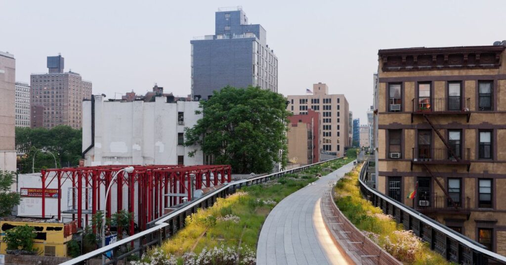 1. 2X The High Line in New York City