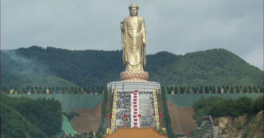 The Spring Temple Buddha